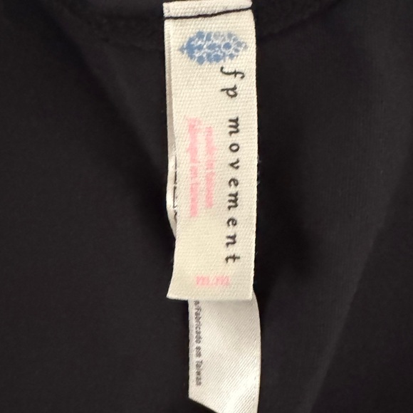 New Free People Medium Movement Streamline Bodysuit black Ruffle Sleeve Yoga - Picture 4 of 5